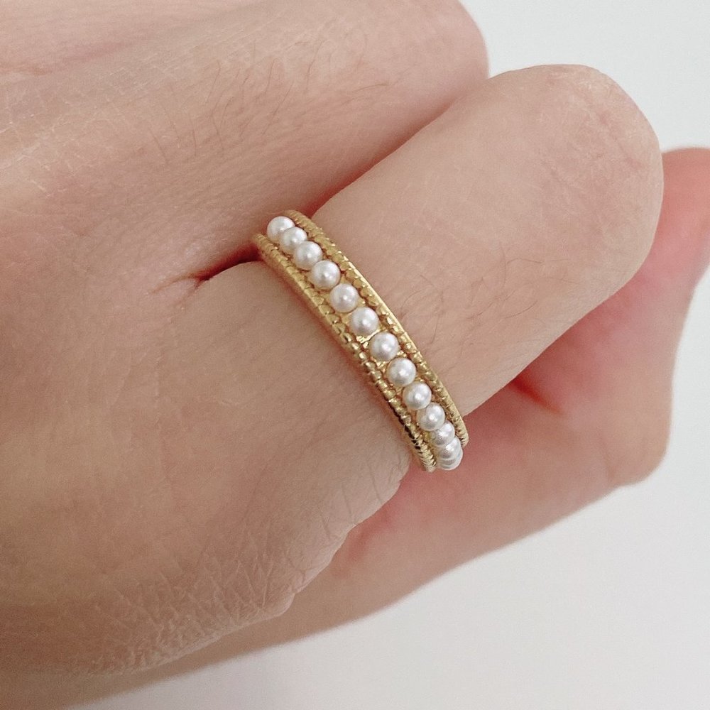 Pearl Ring